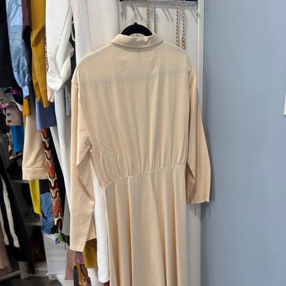 Zara Button-Front Cream Shirt Dress - Picture 7 of 8